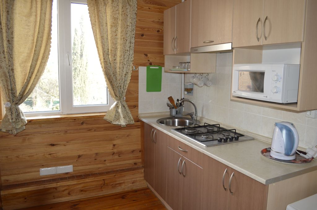 Семейный номер трёхместный