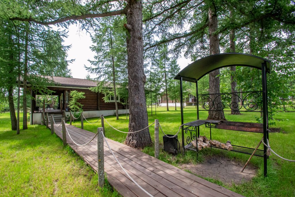 Дом имение на 2 спальни с парной