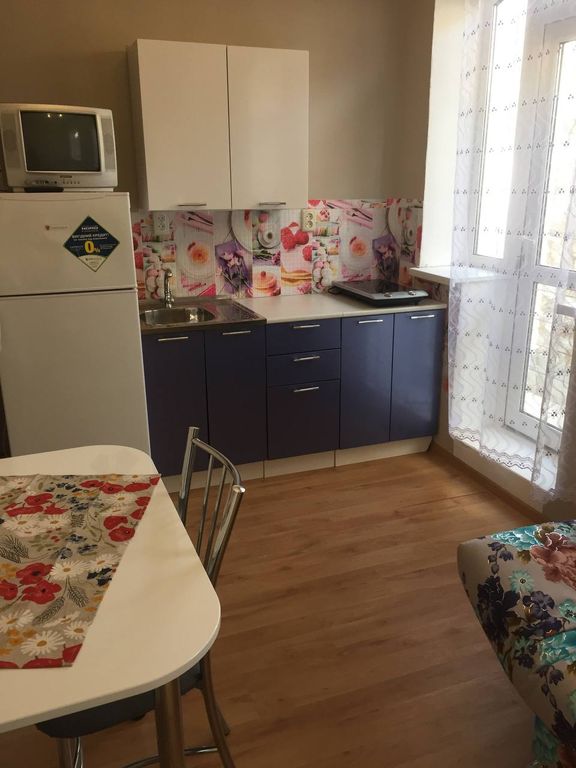 Трёхместный номер стандарт с видом на горы