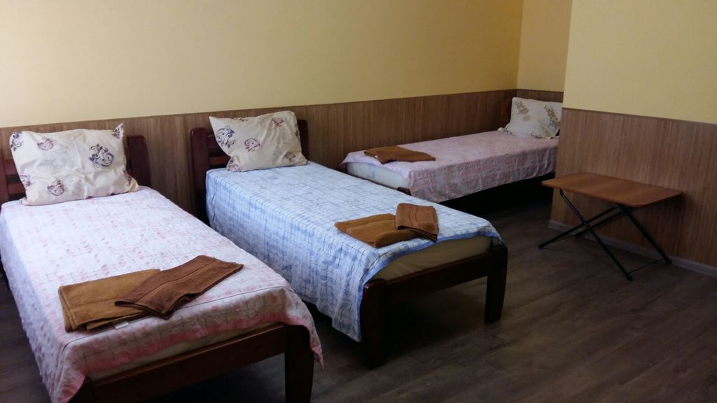 Трёхместный номер с ванной (допместо)