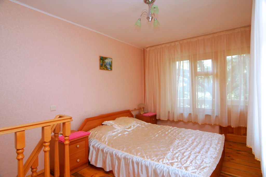 Четырёхместный номер №6 двухкомнатный