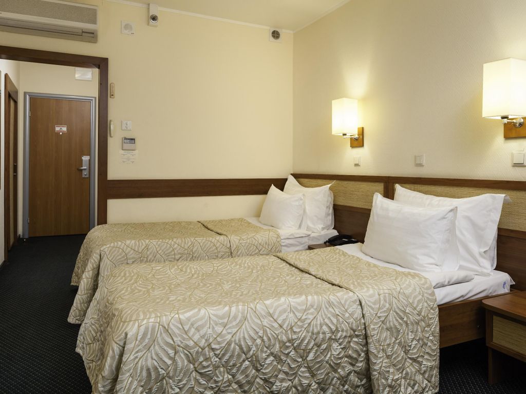 Двухместный номер с 2 отдельными кроватями люкс