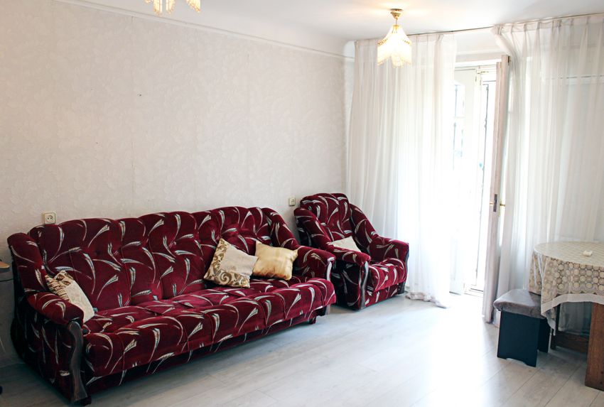 Гостинная: раскладной диван