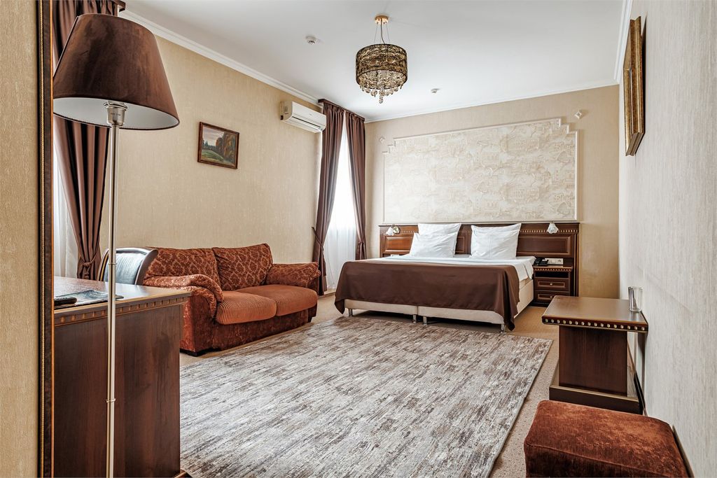 Двухместный номер с 1 кроватью полулюкс