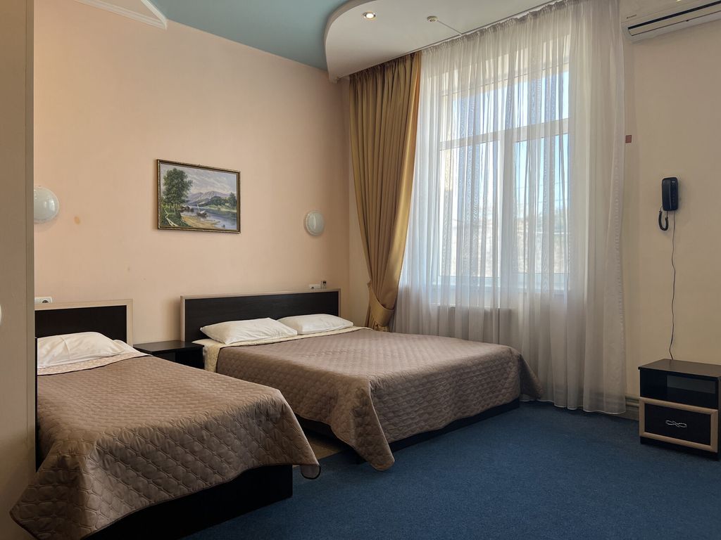 Трёхместный номер стандарт улучшенный