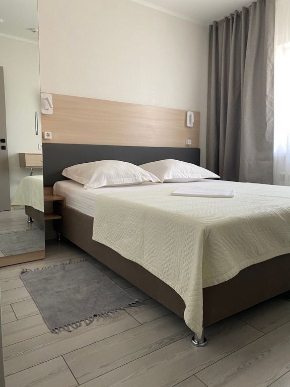 Апартаменты улучшенный двухместный стандарт (первая категория)