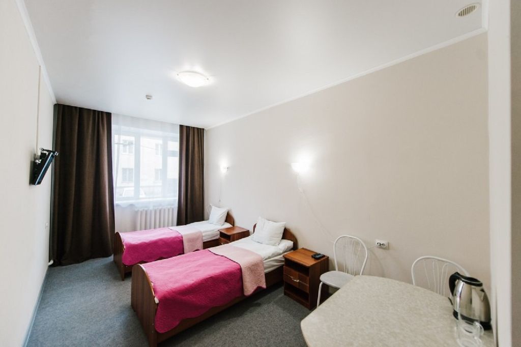 Двухместный номер с 2 отдельными кроватями стандарт