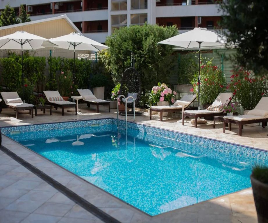 Двухместный номер с 2 отдельными кроватями стандарт первой категории (pool View)