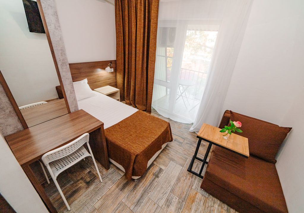 Одноместный номер стандарт с балконом