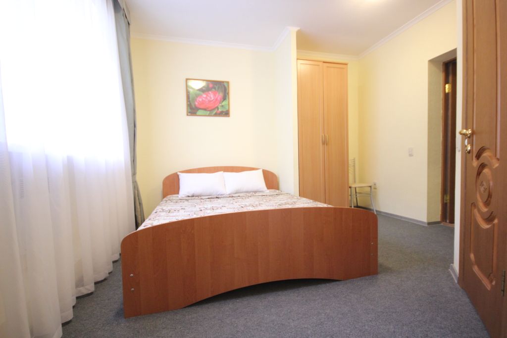 Двухместный номер с 2 отдельными кроватями стандарт с видом на горы