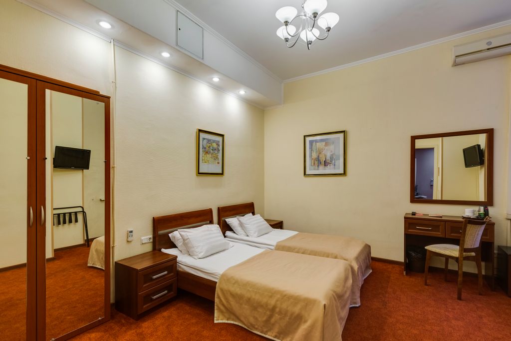 Двухместный номер с 2 отдельными кроватями стандарт