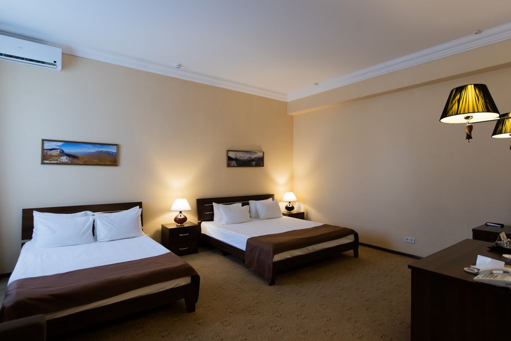 Четырёхместный номер улучшенный