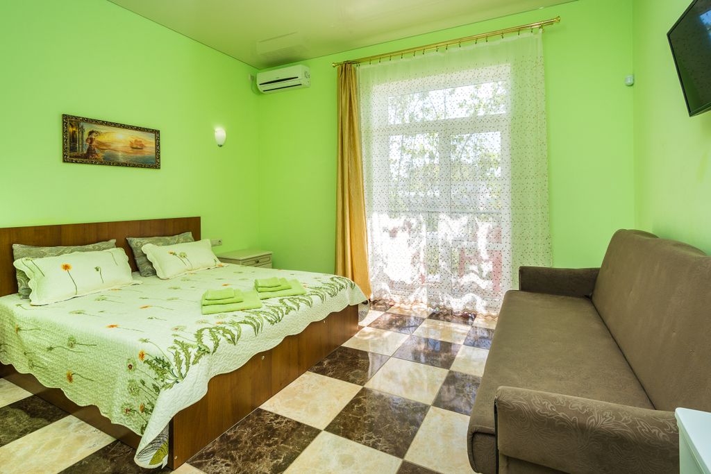 Четырёхместный номер люкс