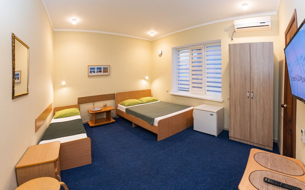 Трёхместный номер Стандартный