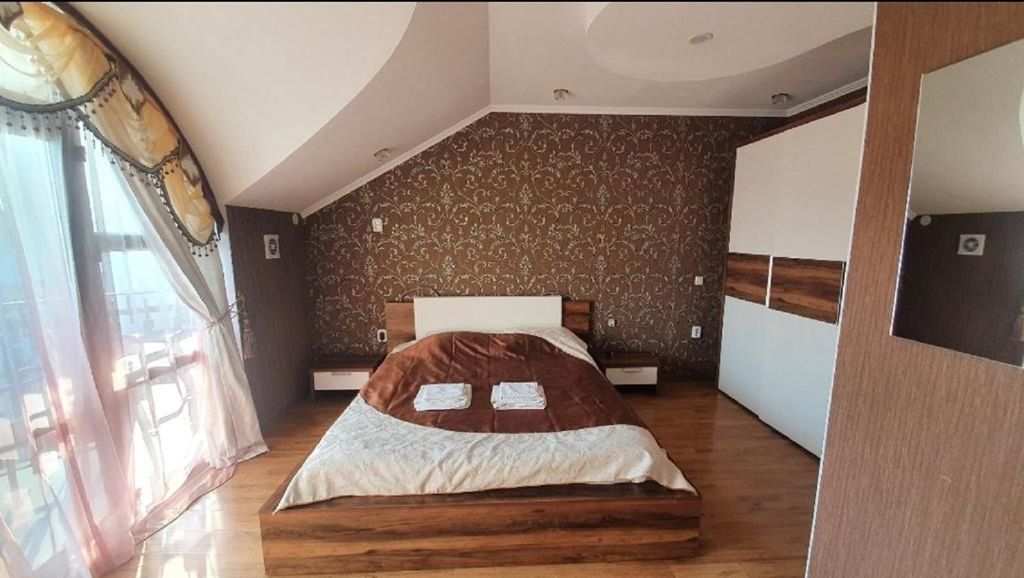 Двухместный номер с 1 кроватью люкс с балконом