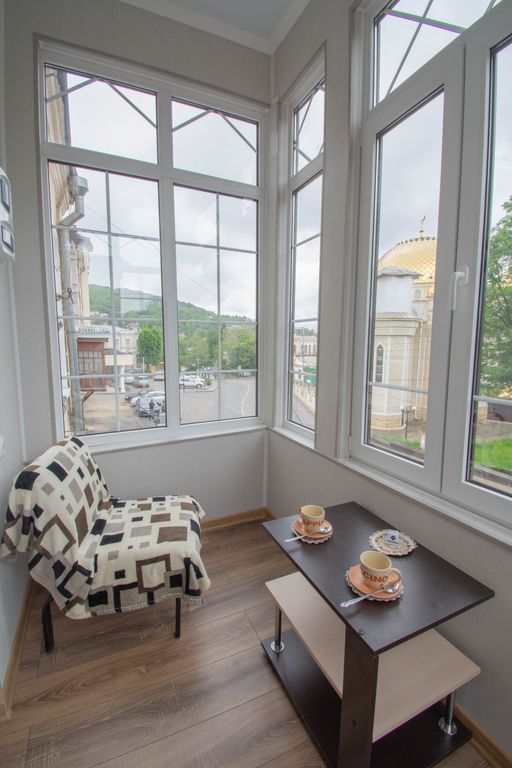 Сдается посуточно двухкомнатная квартира за 3 000 рублей Ставропольский край, г Кисловодск, ул Кольцова, д 12