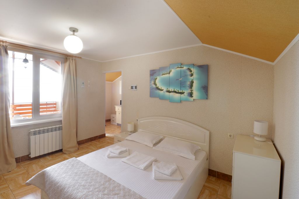 Апартаменты  с балконом и видом на море. Жемчужина.