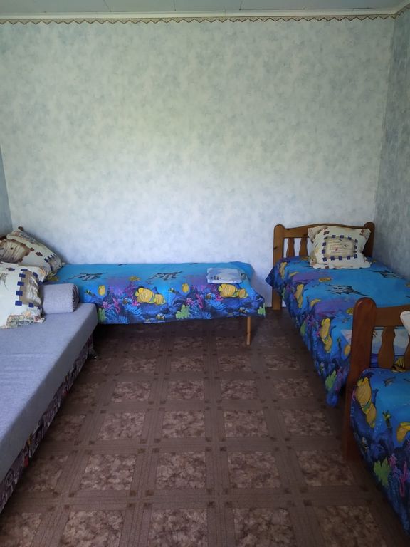 Четырёхместный номер стандарт с видом на горы