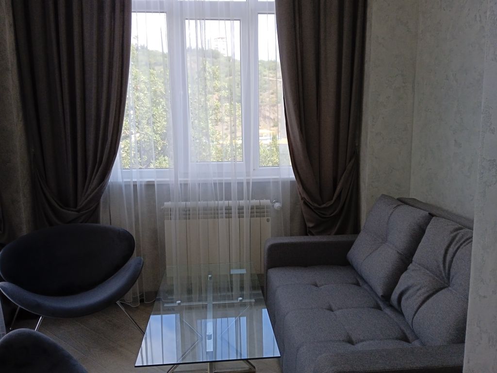 Апартаменты Апартаменты две смежные комнаты с кухней