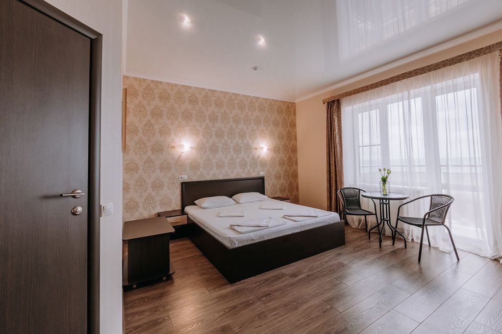 Двухместный номер с 1 кроватью стандарт (вид на море)