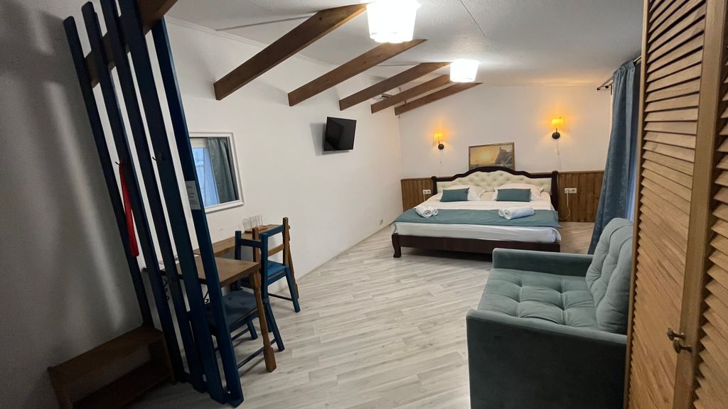 Двухместный номер с 1 кроватью люкс