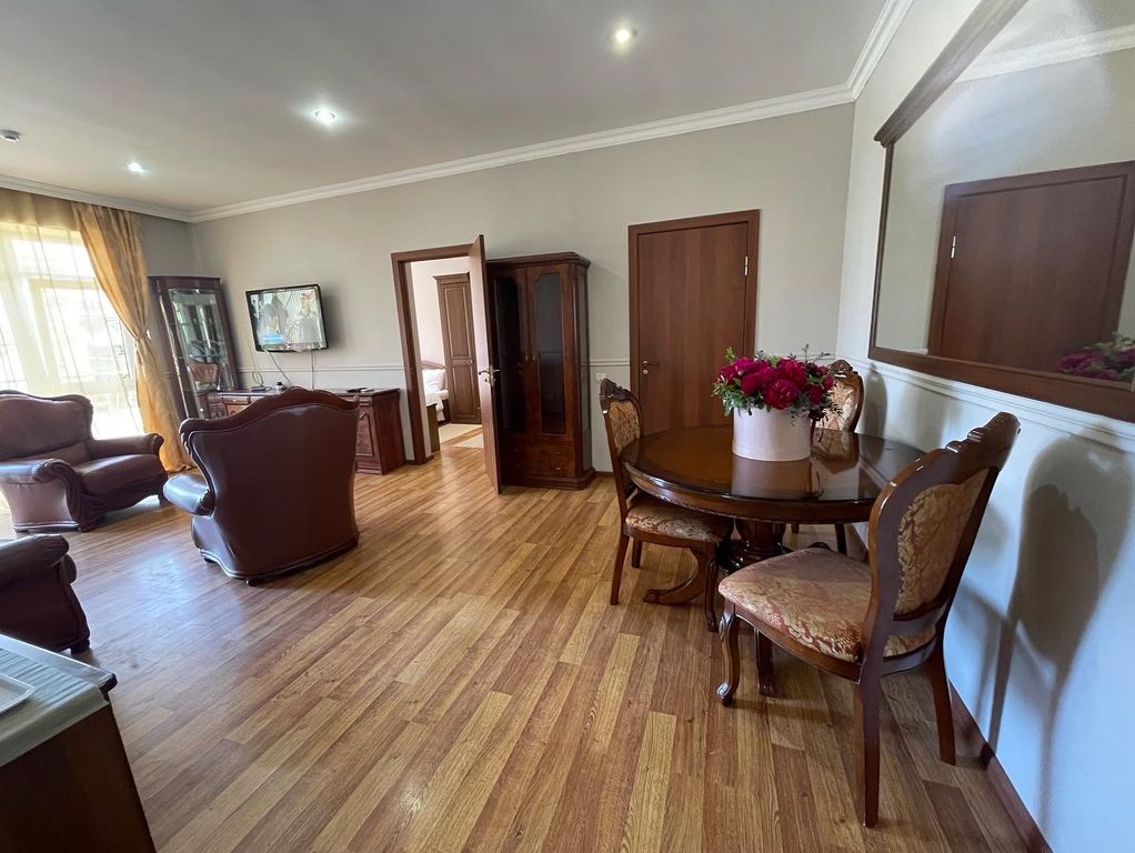 Четырёхместный номер люкс