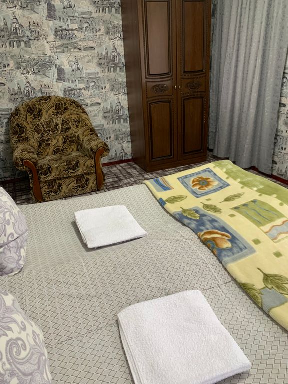 Трёхместный номер стандарт с видом на город