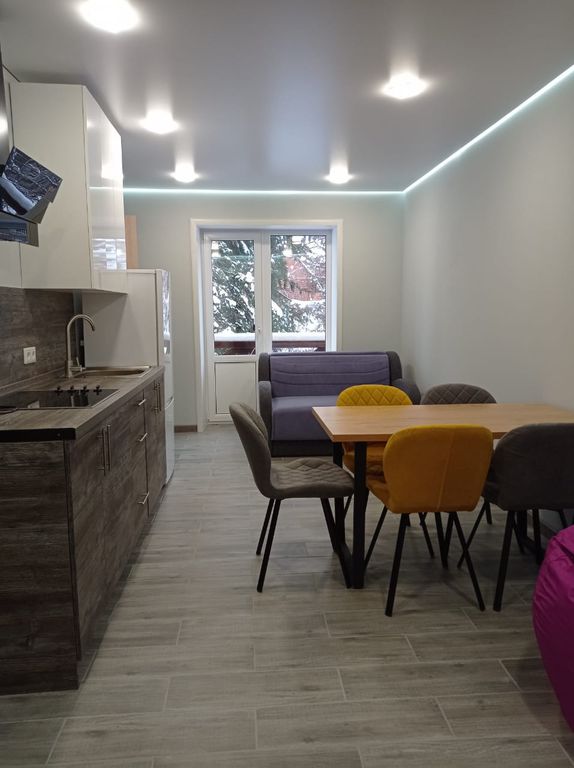 Апартаменты family (№21, №31 балкон)