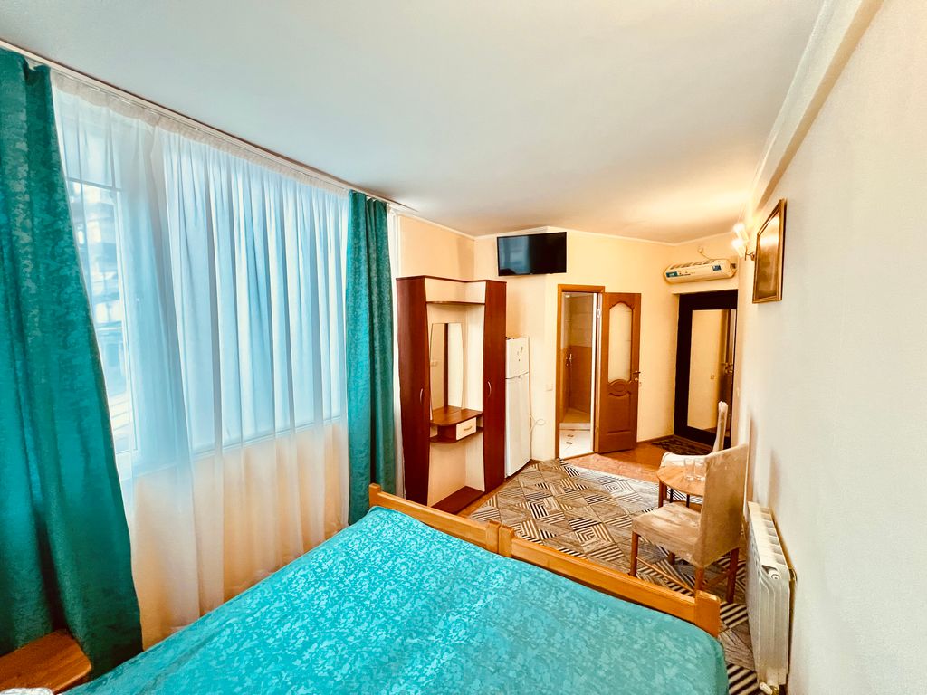 Полулюкс 3 - с видом на море