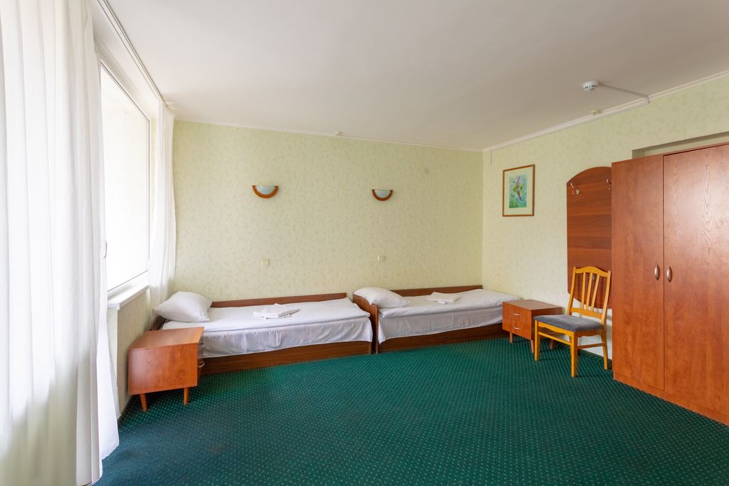 Семейный номер стандарт (юг + балкон)