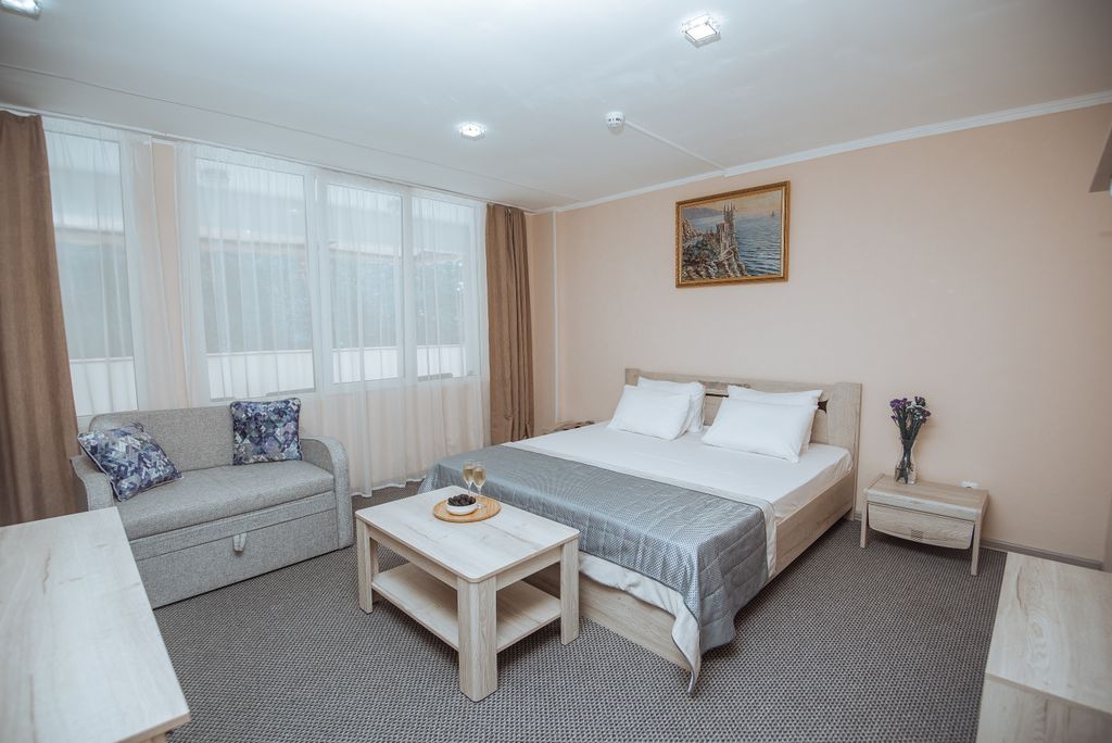 Семейный номер стандарт с террасой (юг + терраса)