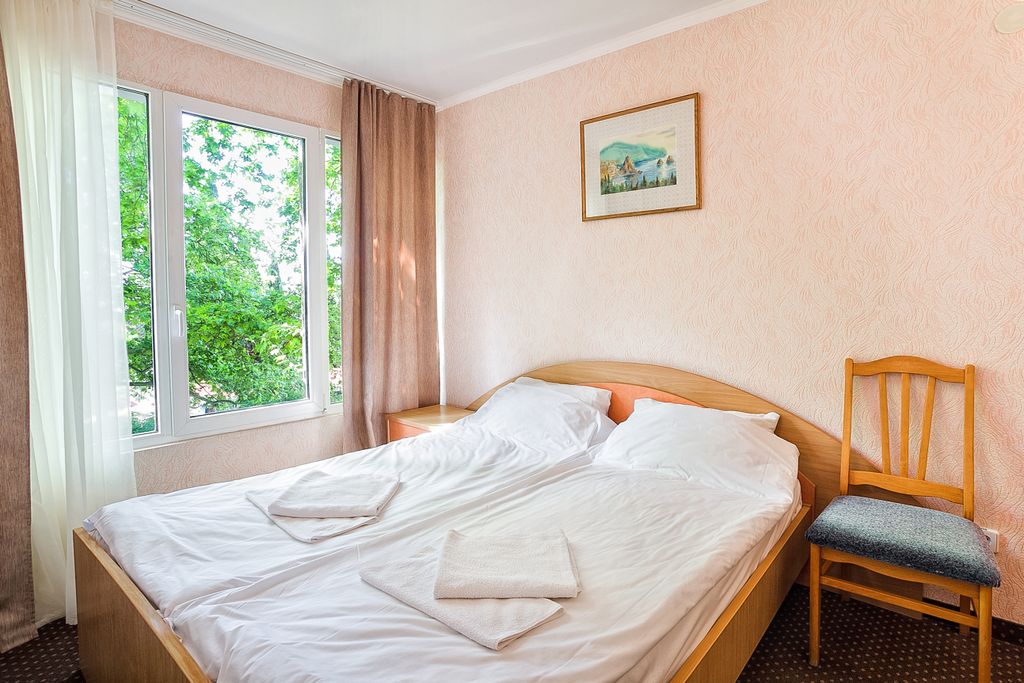 Семейный номер стандарт (юг + балкон)