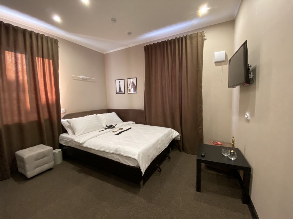 Двухместный номер с 1 кроватью стандарт 18+