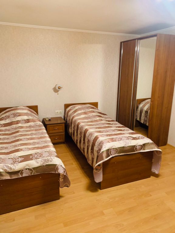 Двухместный номер с 2 отдельными кроватями полулюкс