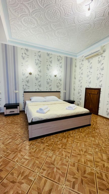 Четырёхместный номер люкс трёхкомнатный