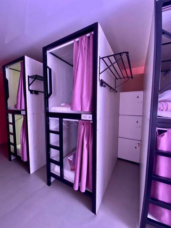 Многоместный смешанный номер капсульный на 8 мест