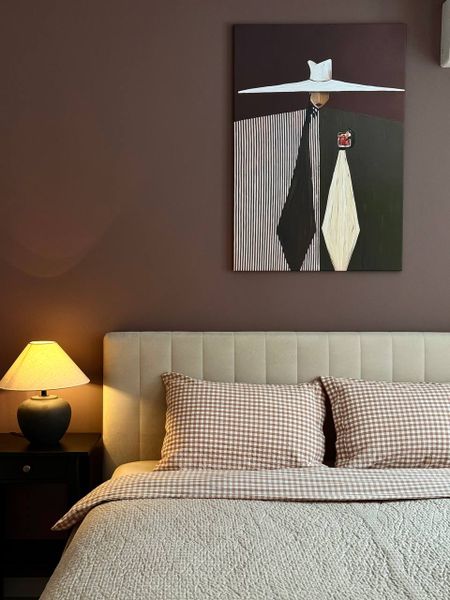 удобная кровать с хорошим матрасом, качественное постельное белье (вареный хлопок)