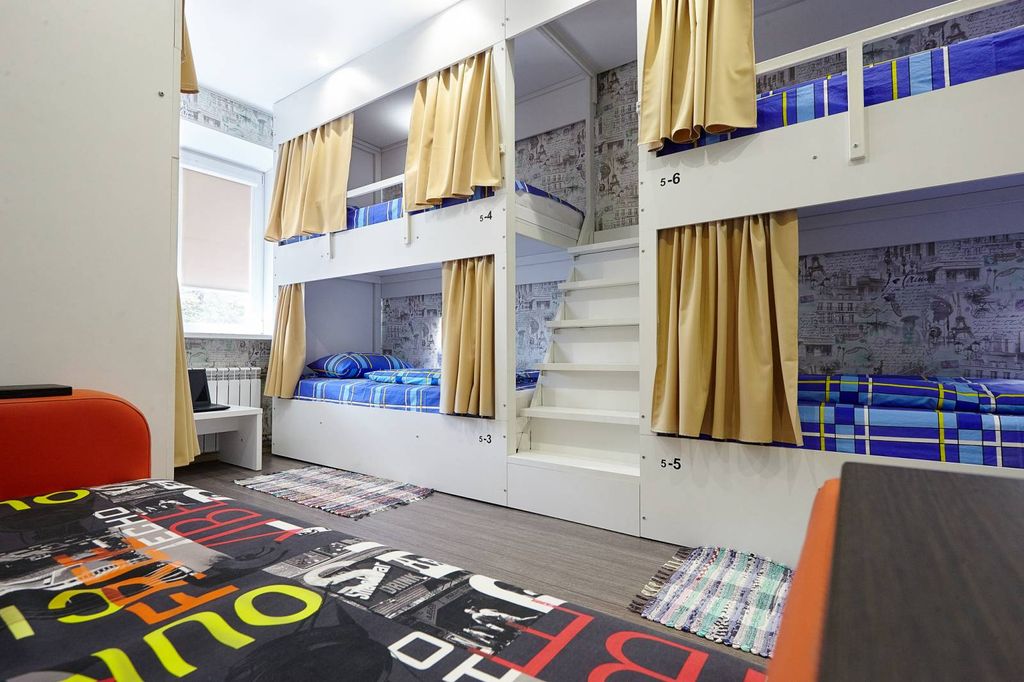 Многоместный мужской номер 6-местный