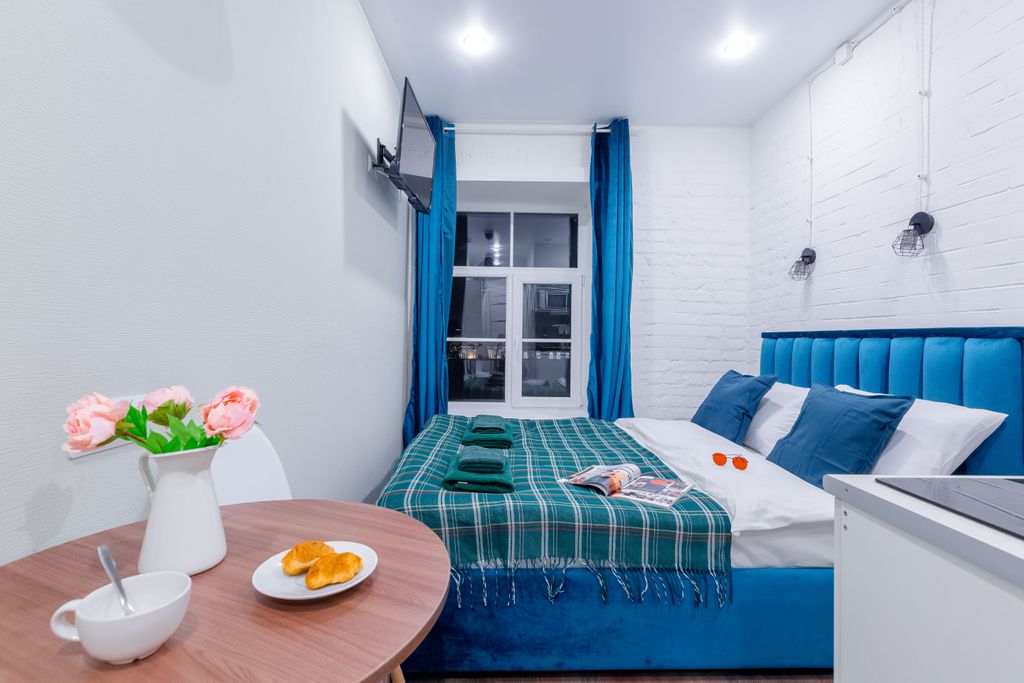 Двухместный номер с 1 кроватью стандарт с 1 двуспальной кроватью