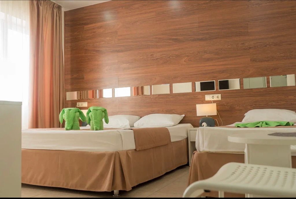 Трёхместный номер улучшенный