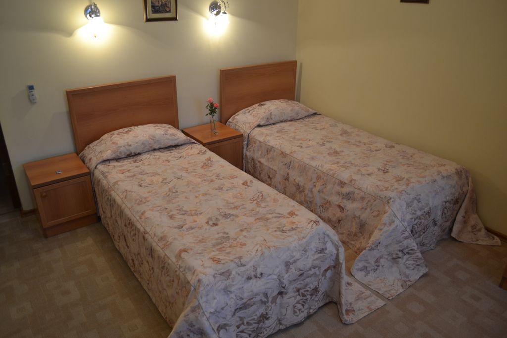 Двухместный номер с 2 отдельными кроватями стандарт