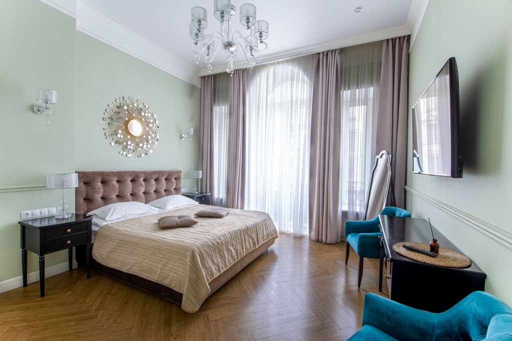 Двухместный номер с 1 кроватью улучшенный с видом на город