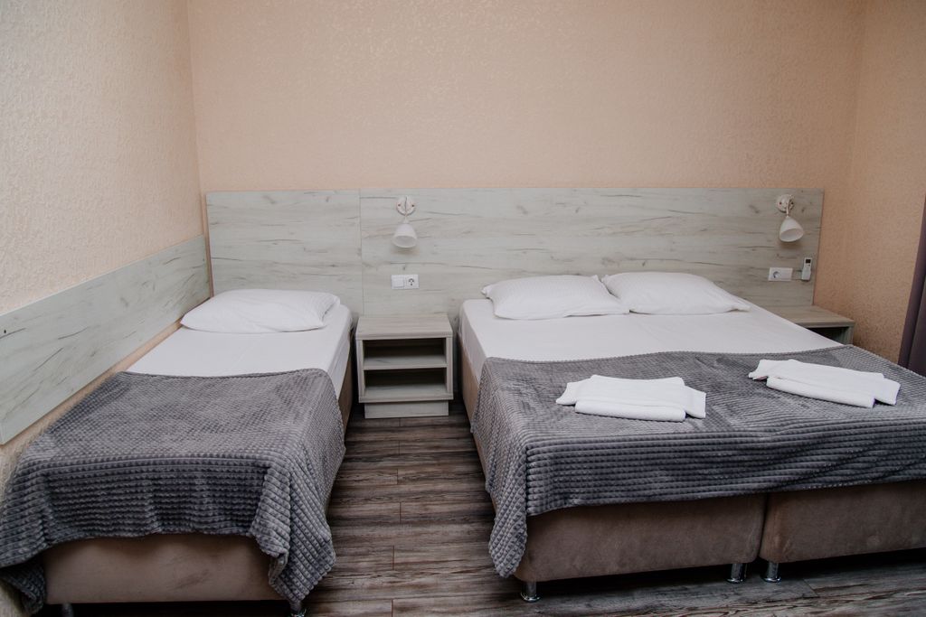 Трёхместный номер улучшенный