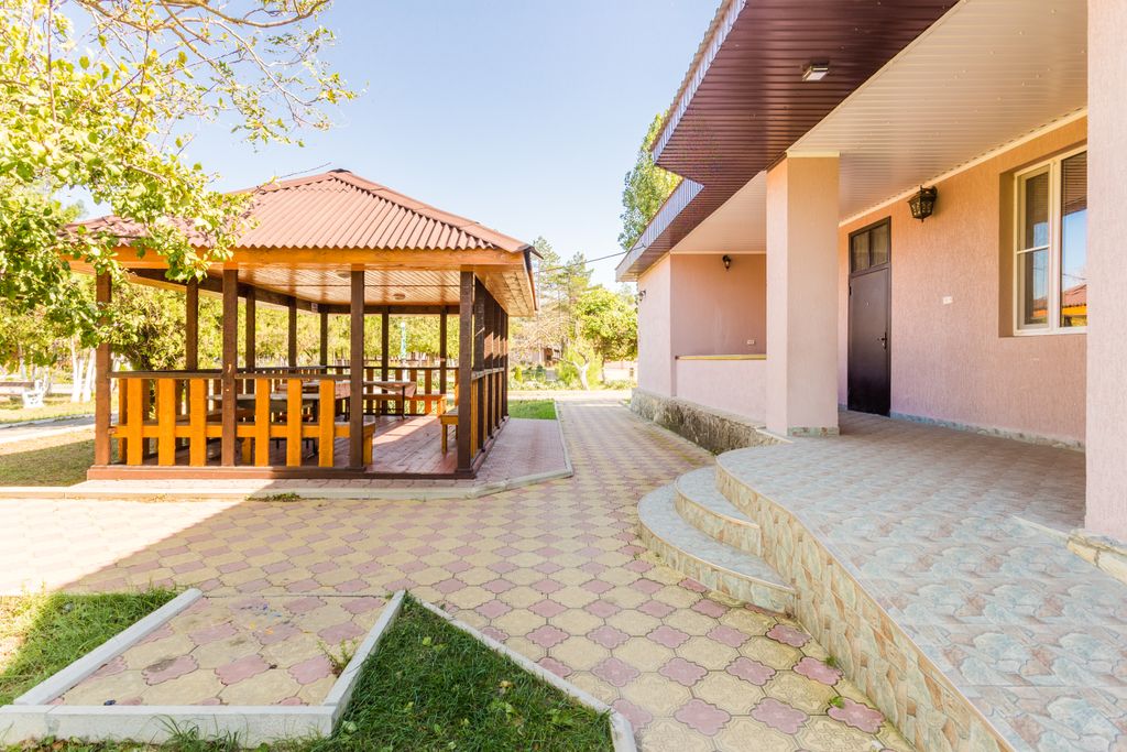 Трёхместный номер эконом