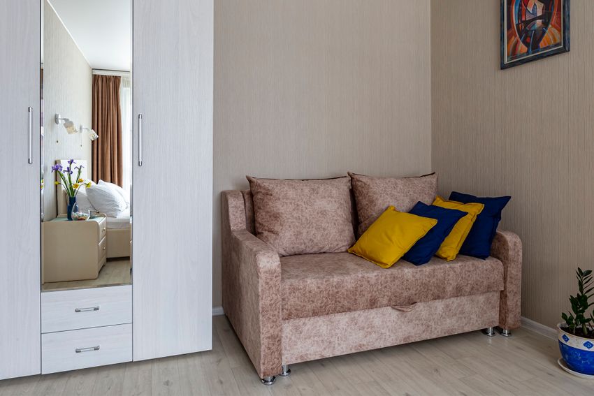 Удобный диван раскладывается в полноценное спальное место