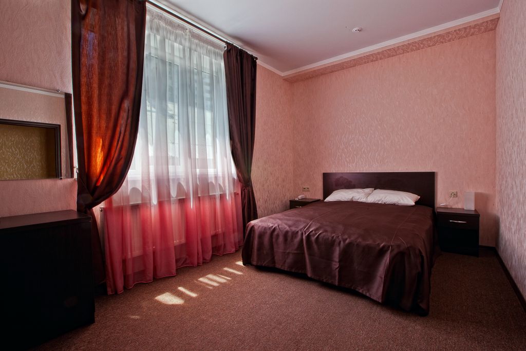 Улучшенный с видом на город