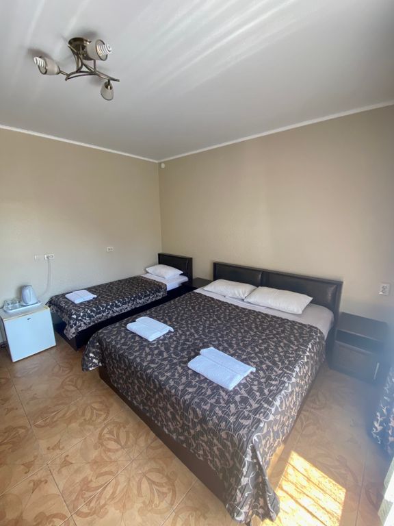 Четырёхместный номер комфорт с балконом