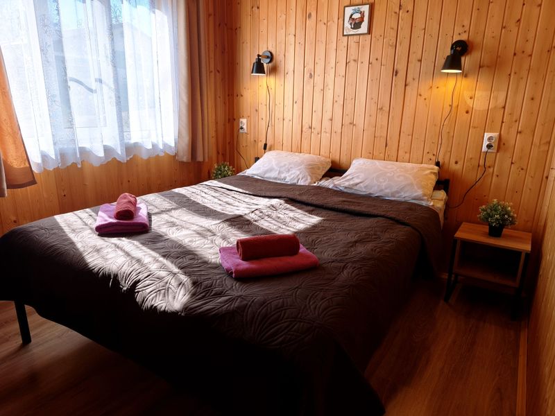 двуспальная кровать комната номер 1