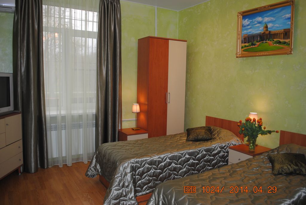 Двухместный номер с 2 отдельными кроватями стандарт