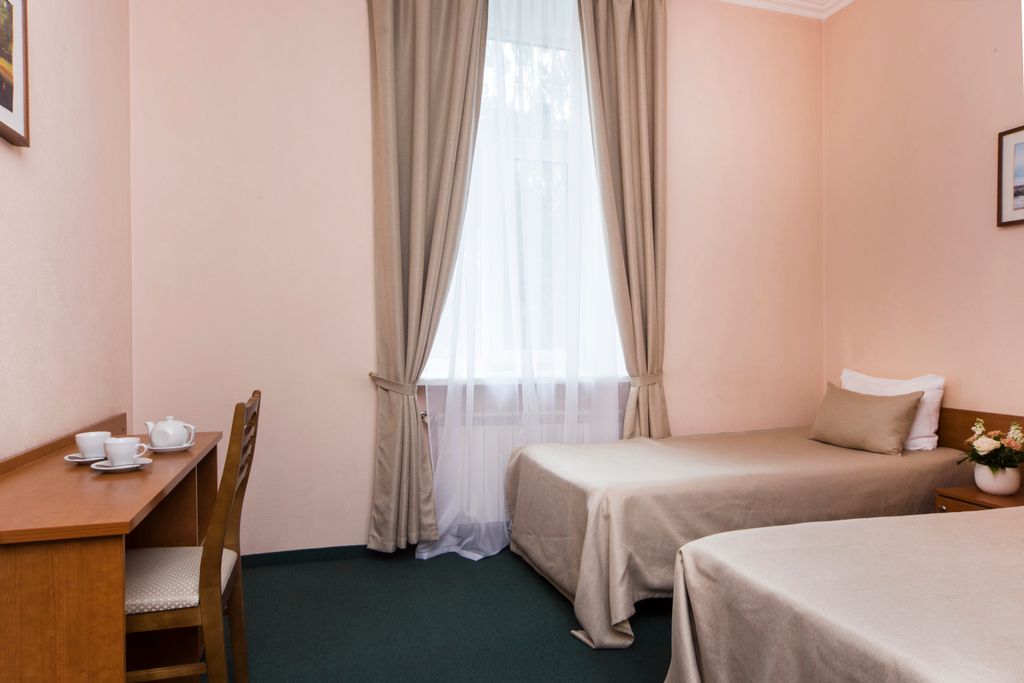 Двухместный номер с 2 отдельными кроватями стандарт